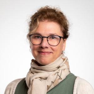 Photo of Suzanne Moase